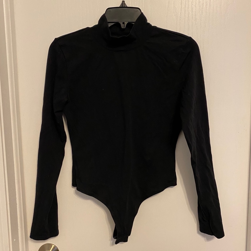 Long sleeve body suit